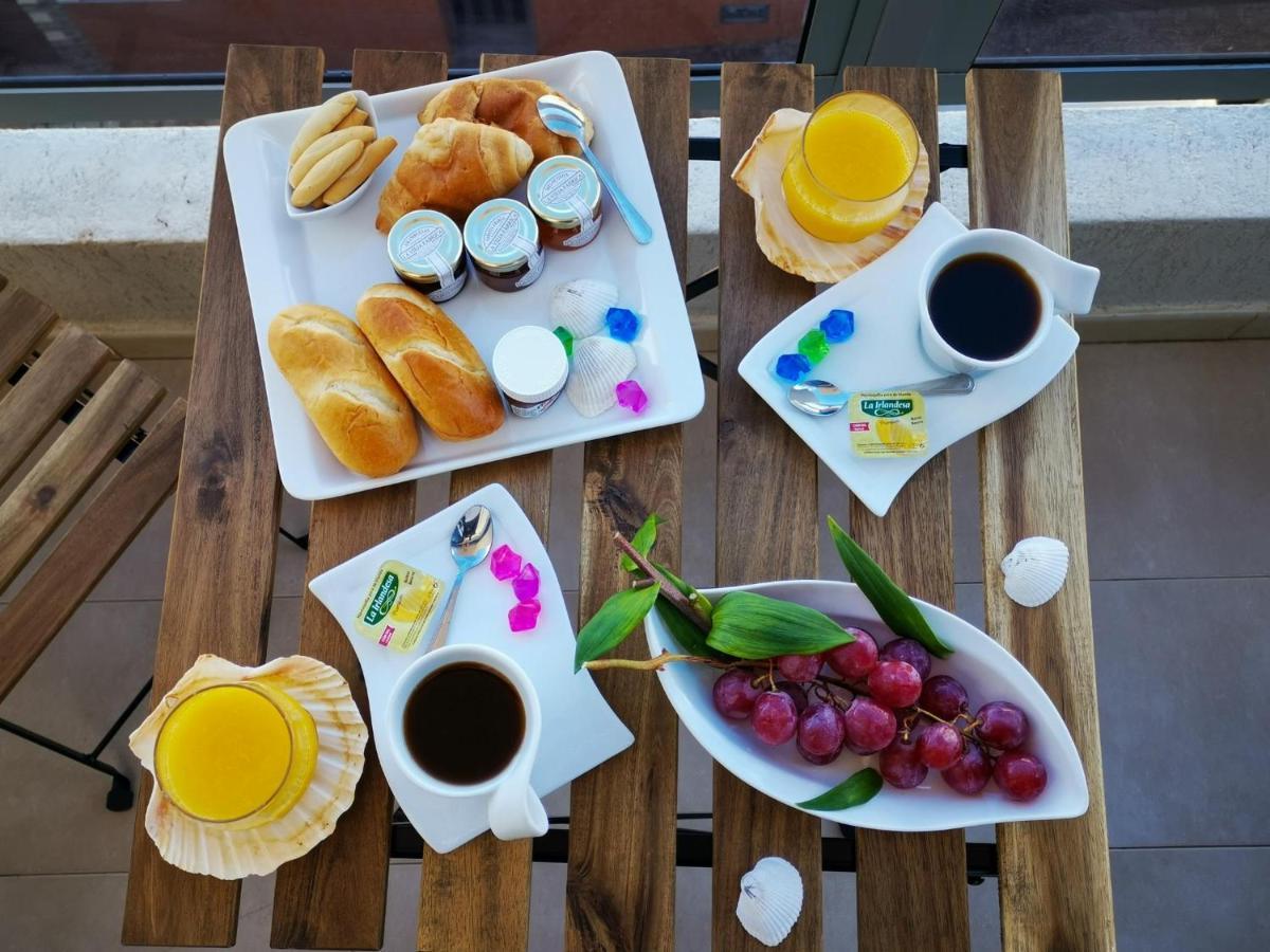 Puesta De Sol Rentals 3Bj Playa de San Juan  Ngoại thất bức ảnh
